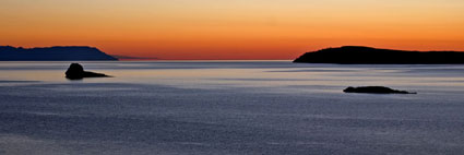 Abendstimmung vor der Insel Olchon (Foto: W. Petuchin)